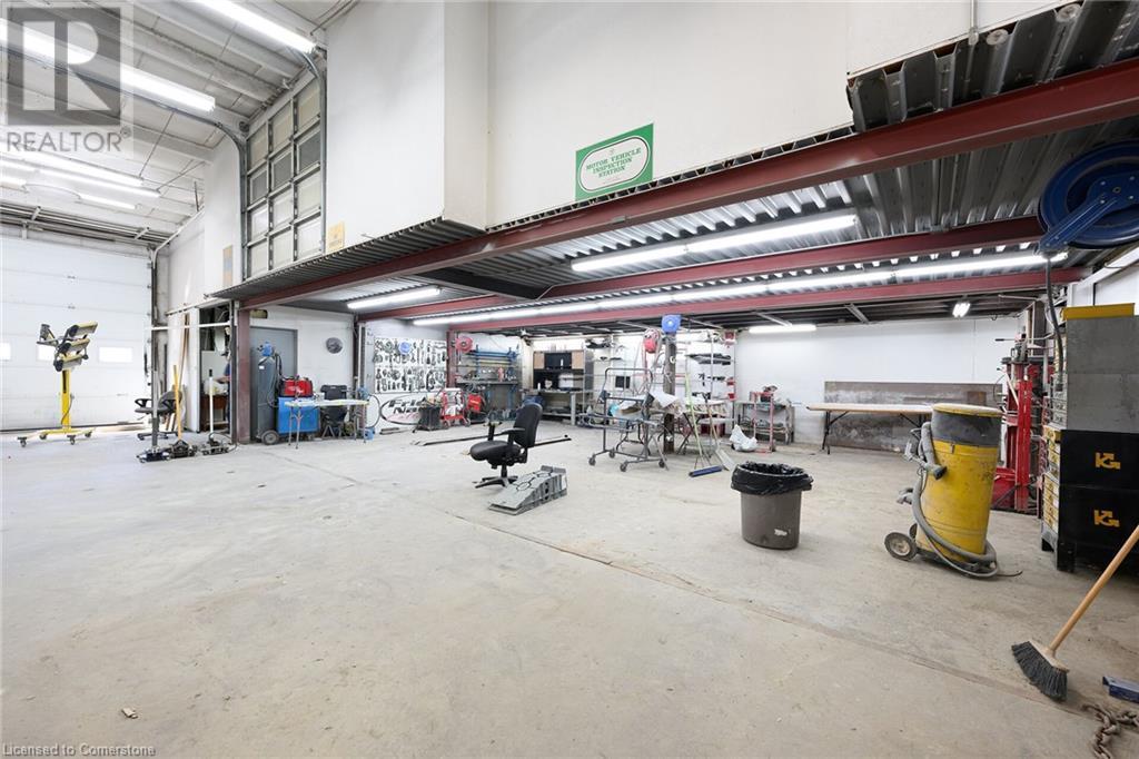 347 Hatt Street W, Dundas, Ontario  L9H 2J2 - Photo 14 - 40651117