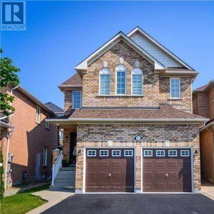 7319 Lantern Fly Hollow, Mississauga (Meadowvale), Ontario  L5W 1K2 - Photo 1 - W9362297