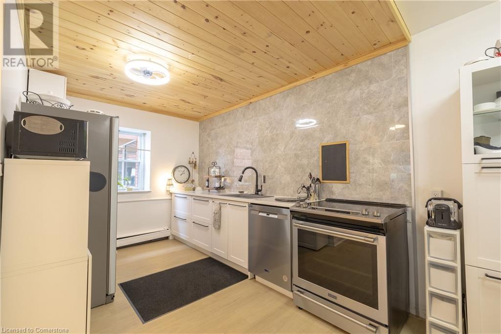 9 Grant Boulevard Unit# 103, Hamilton, Ontario  L9H 4L5 - Photo 11 - 40651089