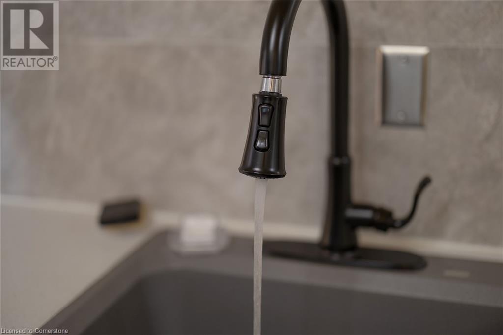 9 Grant Boulevard Unit# 103, Hamilton, Ontario  L9H 4L5 - Photo 13 - 40651089