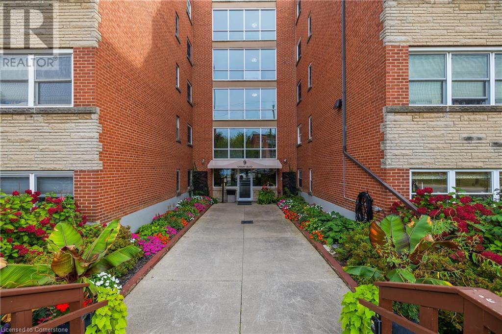 9 Grant Boulevard Unit# 103, Hamilton, Ontario  L9H 4L5 - Photo 2 - 40651089