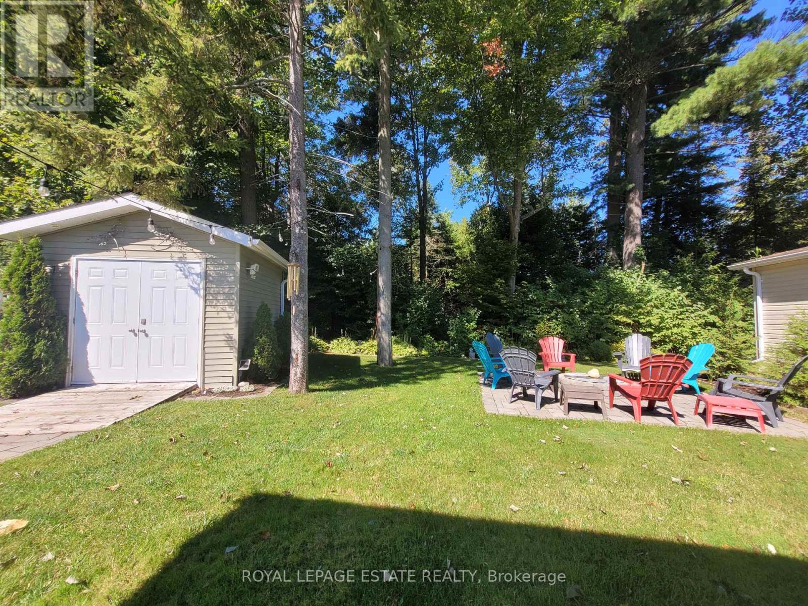 127 Madawaska Trail, Wasaga Beach, Ontario  L9Z 1X7 - Photo 29 - S9362351