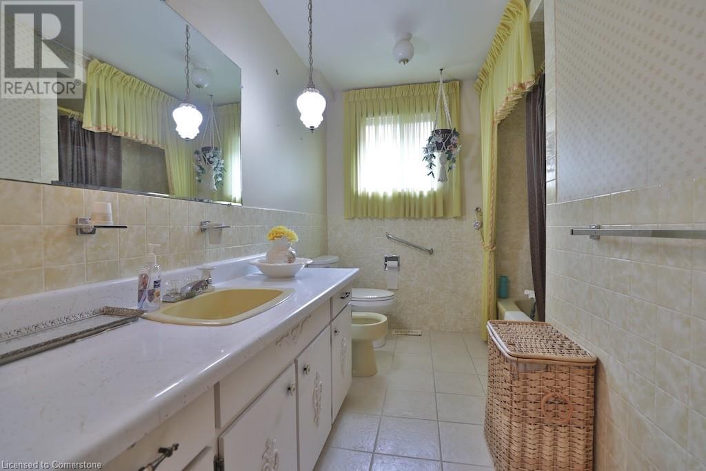 776 Garth Street, Hamilton, Ontario L9C 4K4 - Photo 14 - 40651010