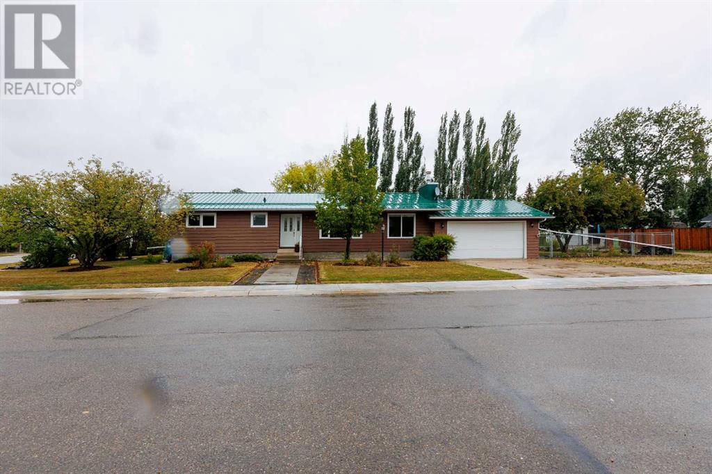 35 Hayter Street, Penhold, Alberta  T0M 1R0 - Photo 28 - A2167575