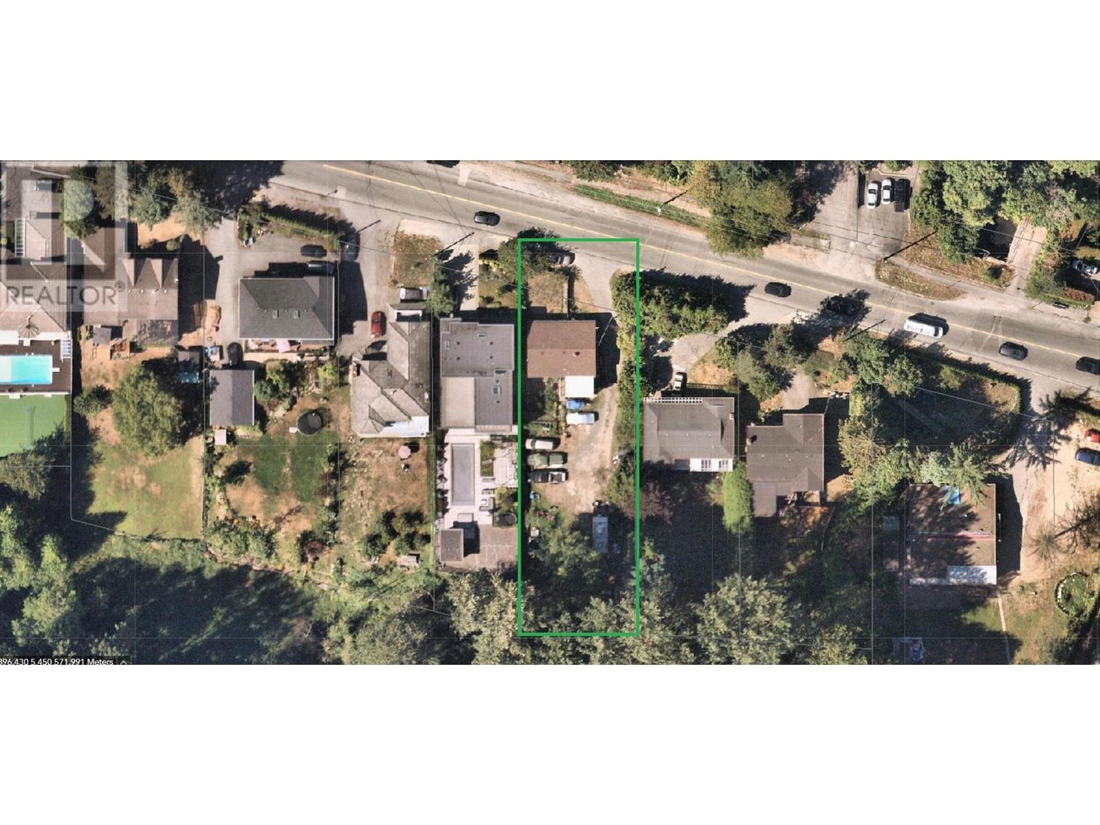 Listing Picture 3 of 11 : 4614 MARINE DRIVE, Burnaby / 本拿比 - 魯藝地產 Yvonne Lu Group - MLS Medallion Club Member