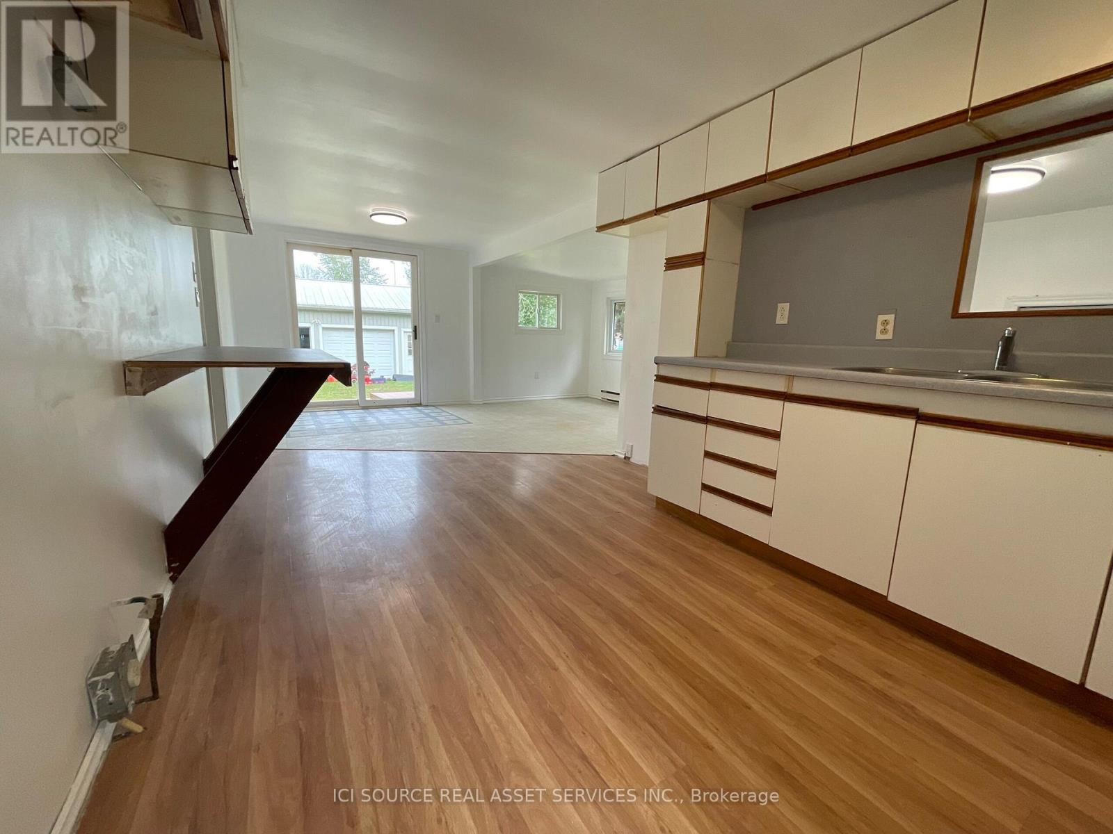 Property at 9 WALTER DRIVE image 5
