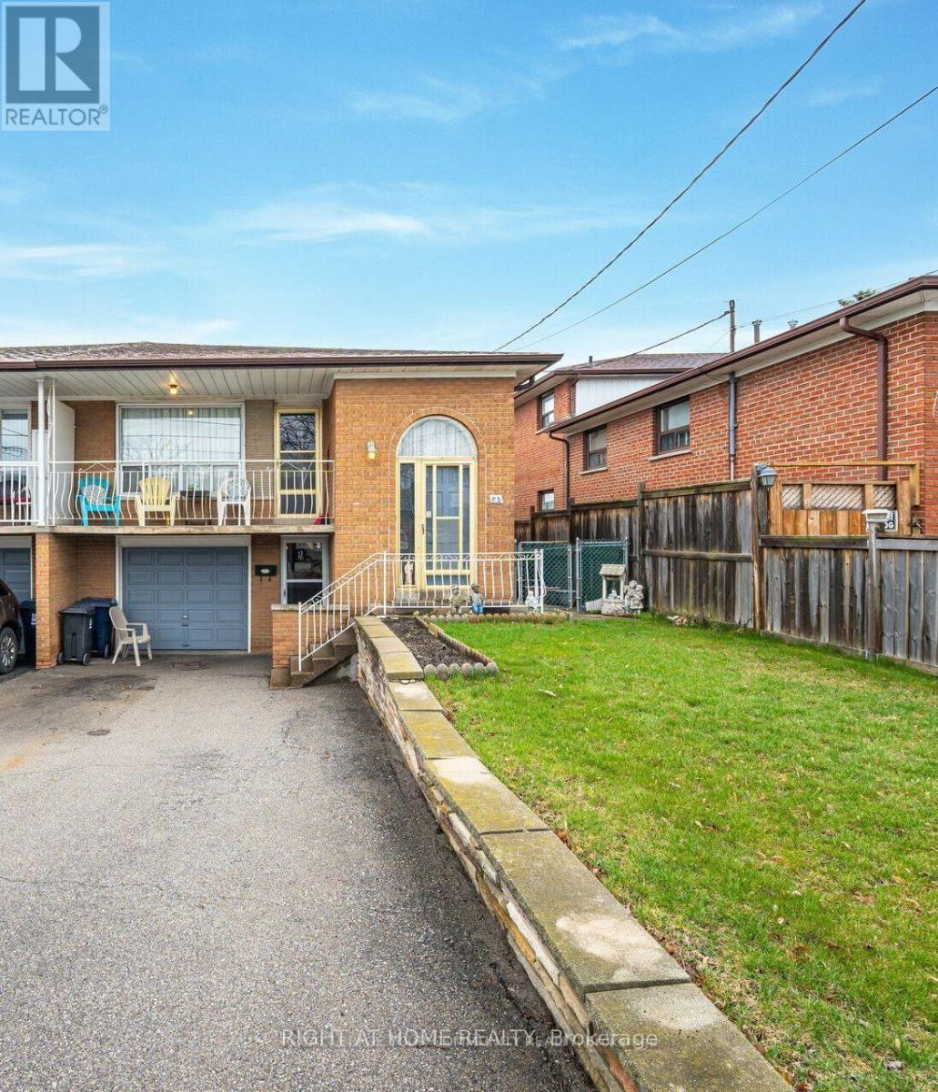 65 PLUNKETT ROAD, Toronto, Ontario