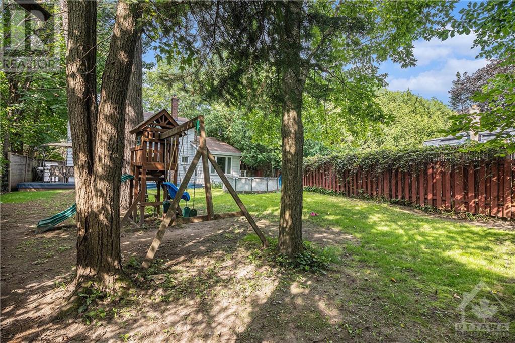 7 EASTPARK DRIVE Ottawa