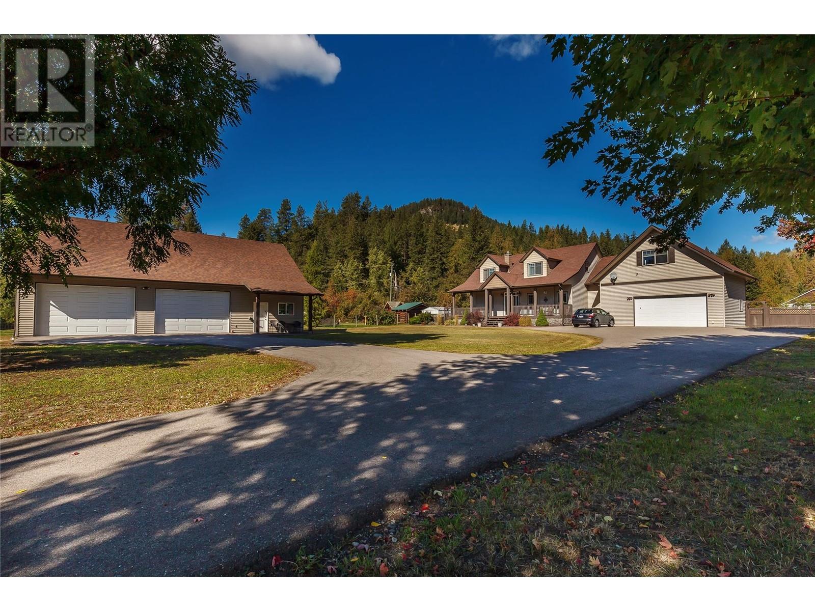 5575 Highway 6 Highway Coldstream, BC V1T3E2_1