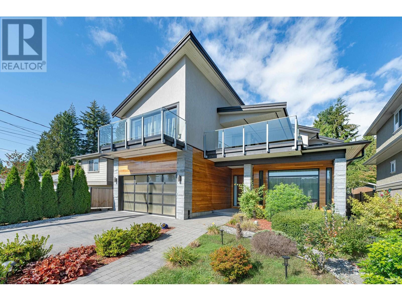 526 W 21ST STREET, north vancouver, British Columbia