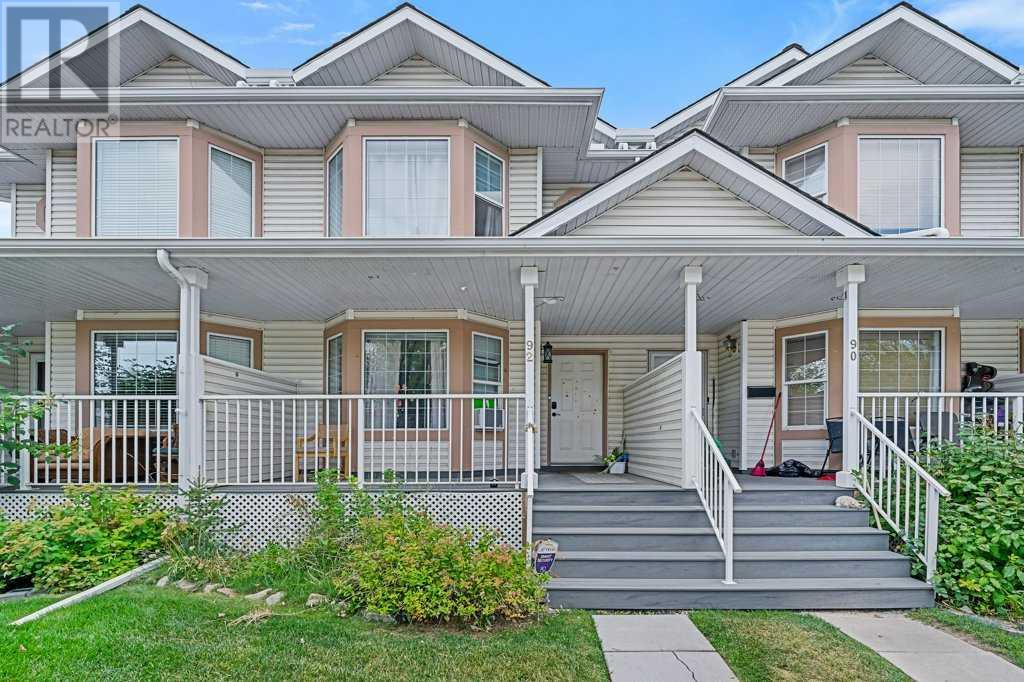 92 Martin Crossing Court NE, calgary, Alberta