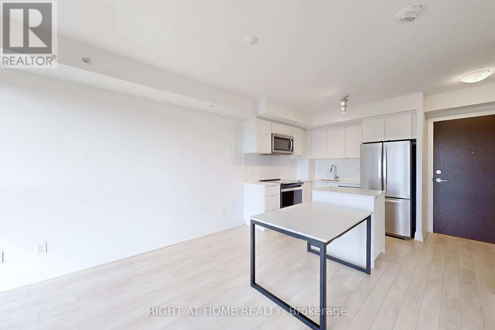 1303 - 1461 Lawrence Avenue W, Toronto (Brookhaven-Amesbury), Ontario  M6L 0A6 - Photo 10 - W9362419