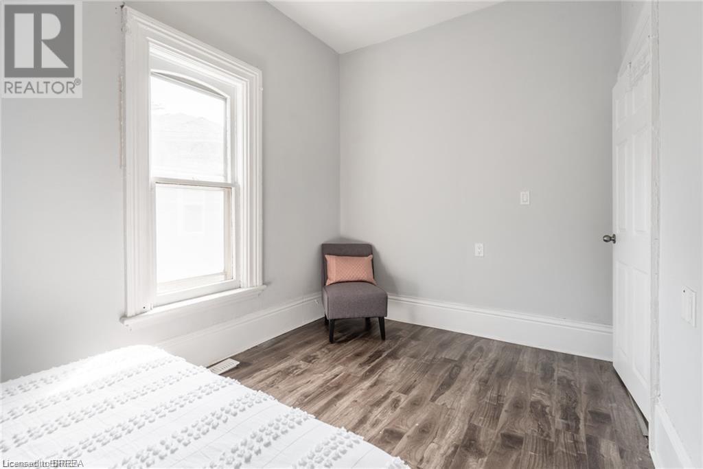 129 West Street Unit# Main, Brantford, Ontario  N3T 3G2 - Photo 9 - 40644615