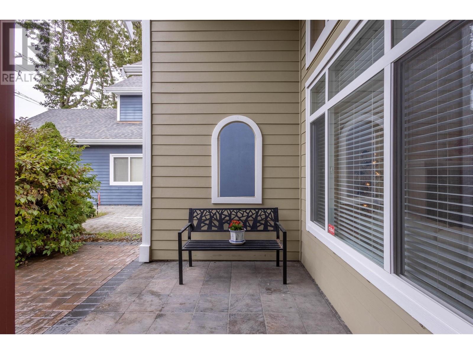 Property at 8888 HEATHER STREET image 3