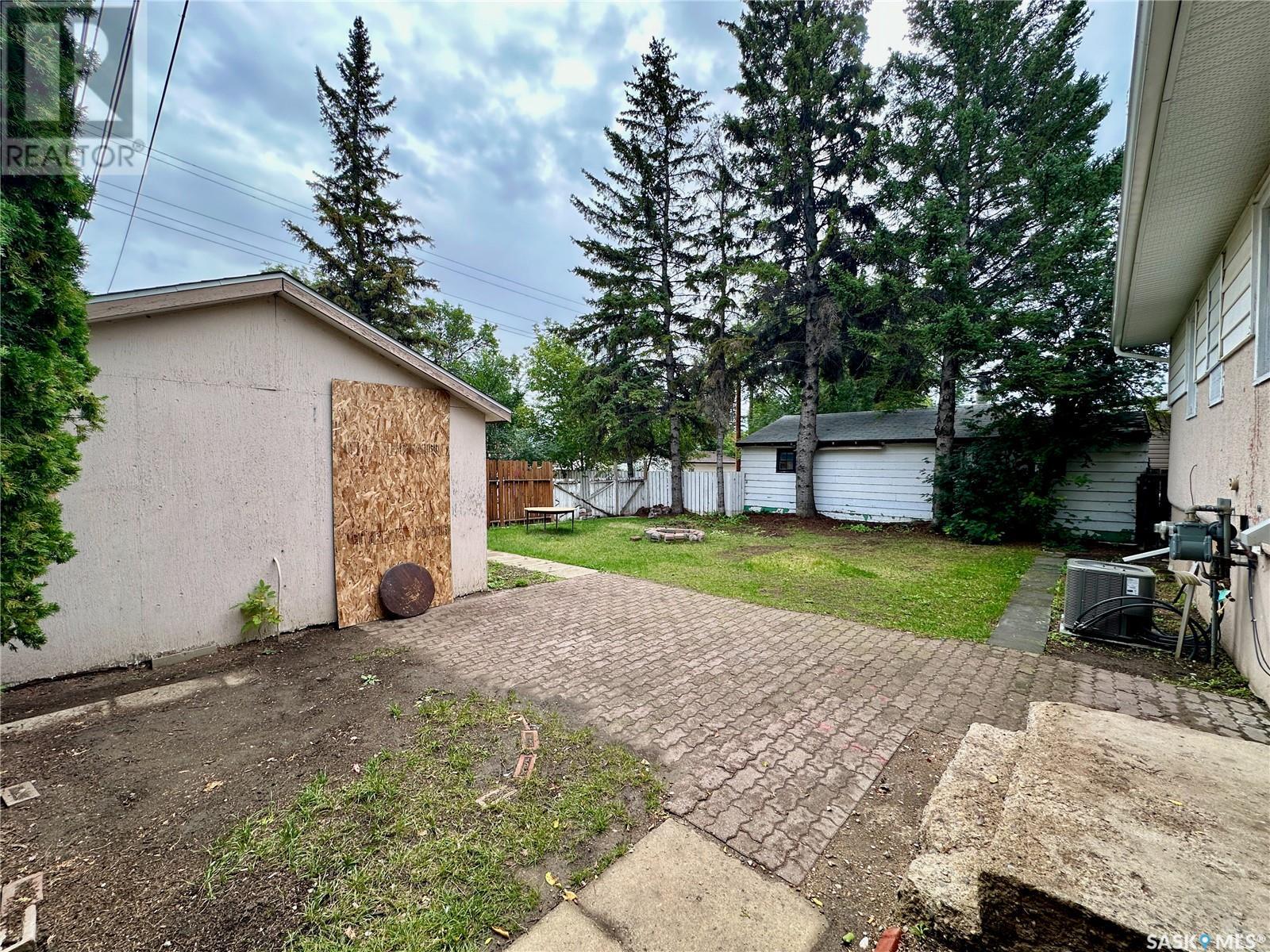 704 P Avenue N, Saskatoon, Saskatchewan  S7L 2W2 - Photo 22 - SK984336