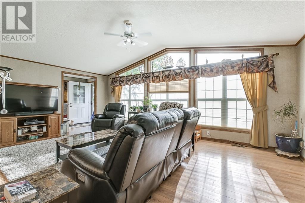 1161 4th Concession Rd W, Flamborough, Ontario  L8B 0X3 - Photo 10 - 40649267