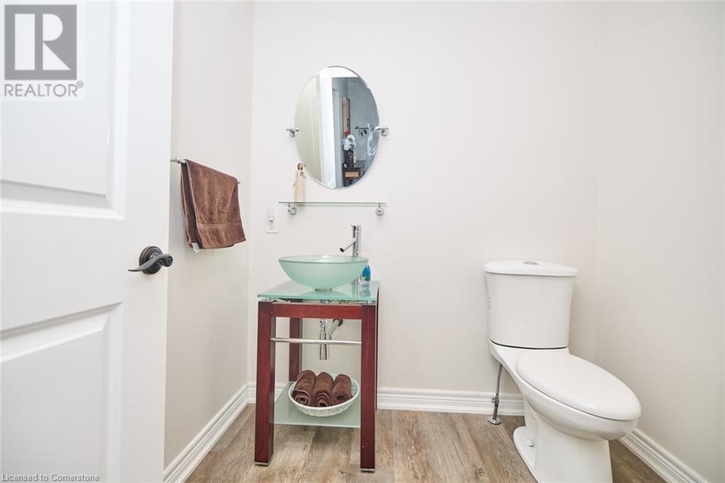 226 Woolverton Road, Grimsby, Ontario  L3M 4E7 - Photo 21 - XH4204814