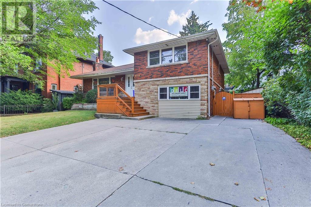 162 DELAWARE Avenue, hamilton, Ontario
