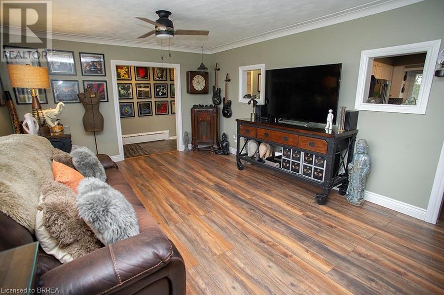 111 Tutela Heights Road, Brantford, Ontario  N3T 1A5 - Photo 8 - 40556622