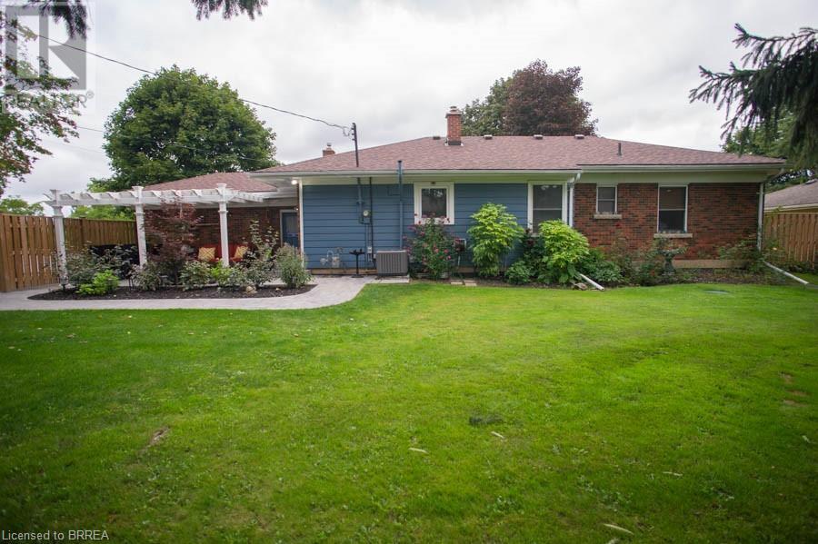 111 Tutela Heights Road, Brantford, Ontario  N3T 1A5 - Photo 35 - 40556622