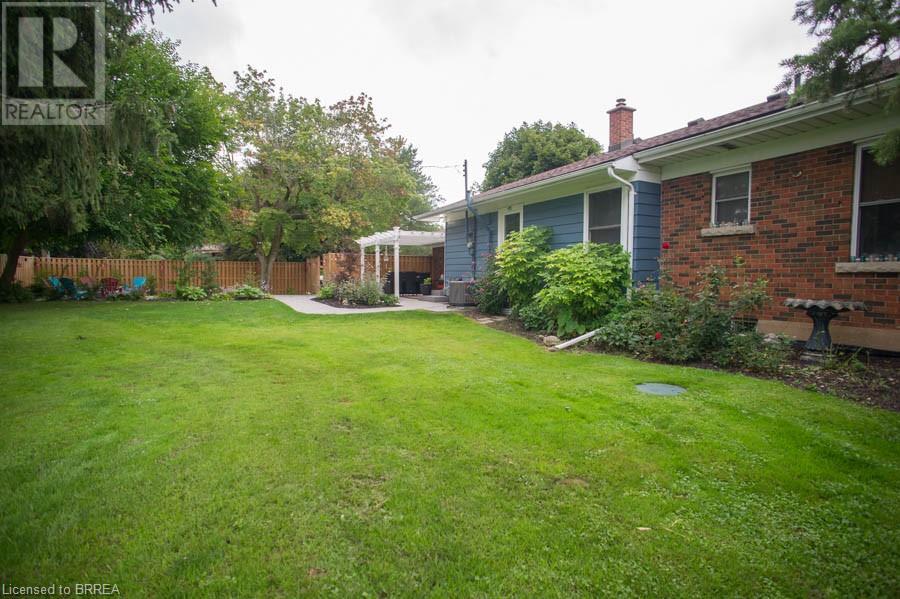 111 Tutela Heights Road, Brantford, Ontario  N3T 1A5 - Photo 34 - 40556622