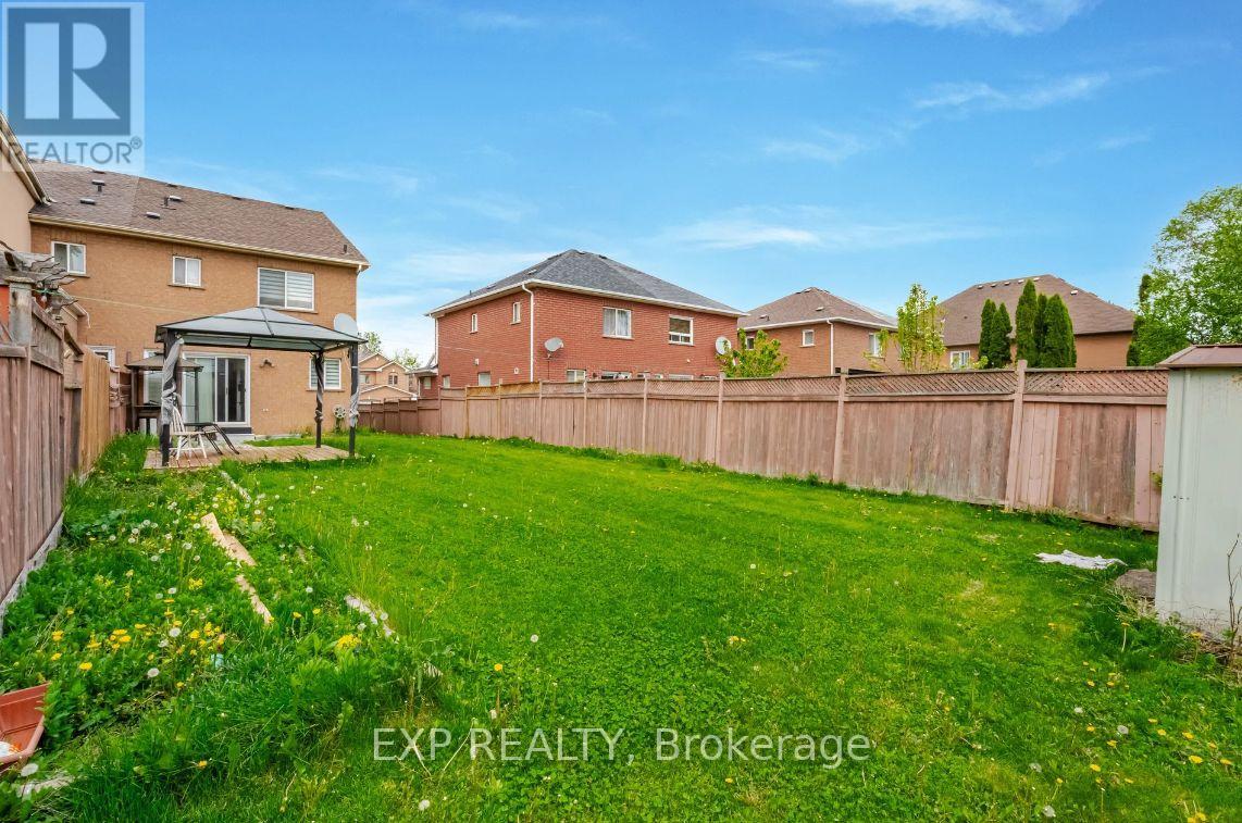 53 Pressed Brick Drive, Brampton, Ontario  L6V 4K3 - Photo 30 - W9363218