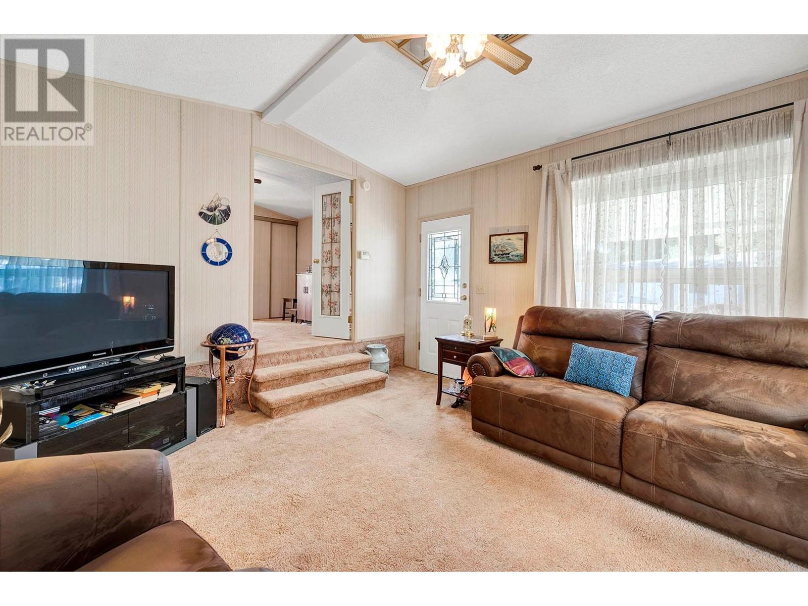 15-2401 Ord Rd, Kamloops, British Columbia  V2B 7V8 - Photo 2 - 181066