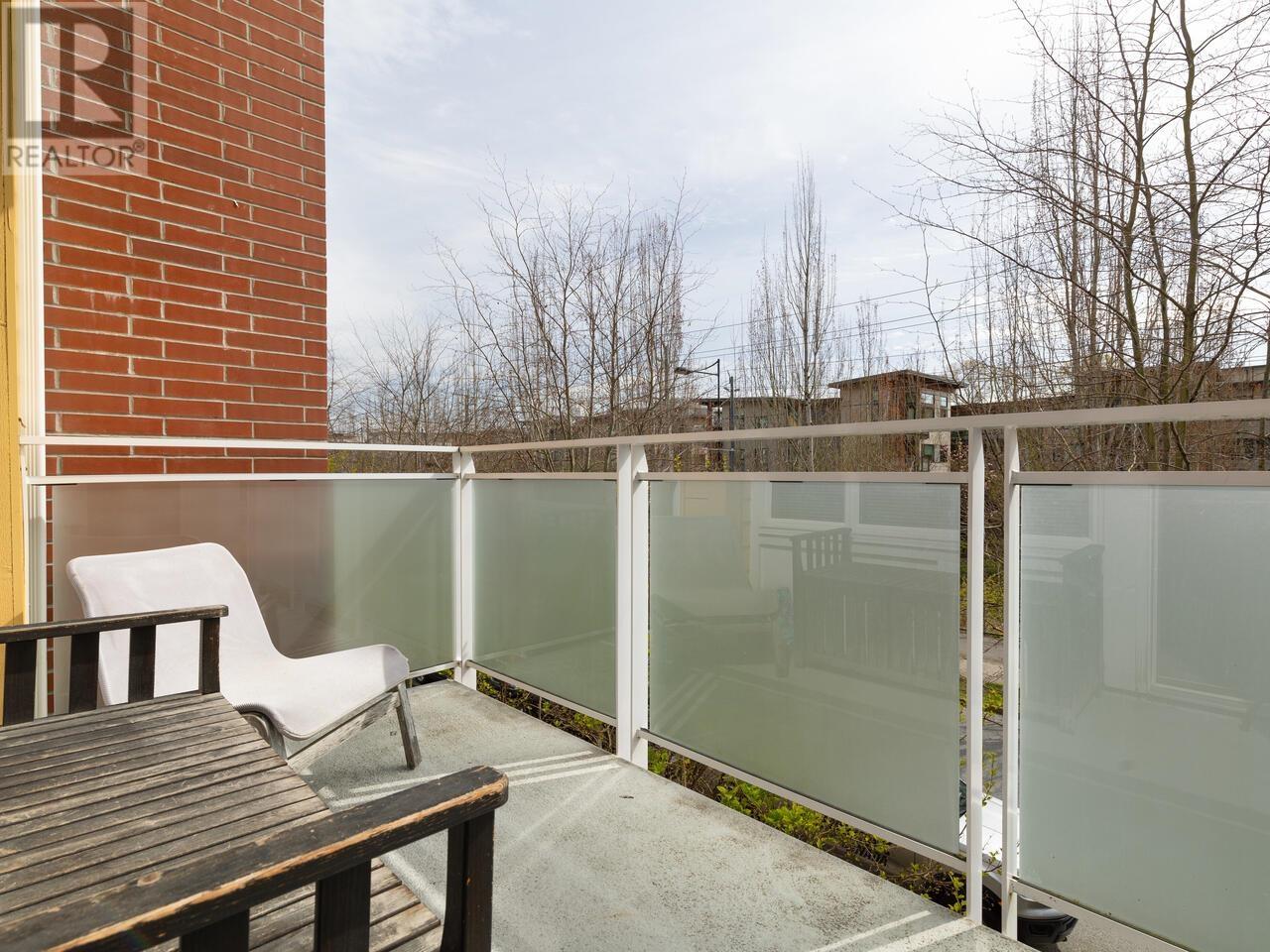 Listing Picture 11 of 25 : 3113 E KENT AVENUE NORTH, Vancouver / 溫哥華 - 魯藝地產 Yvonne Lu Group - MLS Medallion Club Member