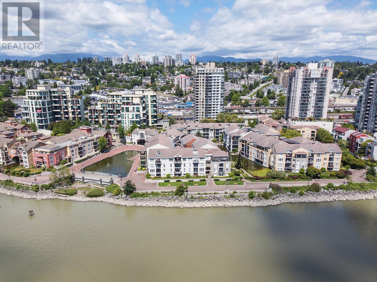 101 2 Renaissance Square, New Westminster, British Columbia  V3M 6K3 - Photo 37 - R2927741