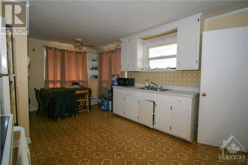 9 Cockburn StreetNorth Stormont, Ontario  K0C 1G0 - Photo 15 - X9520540