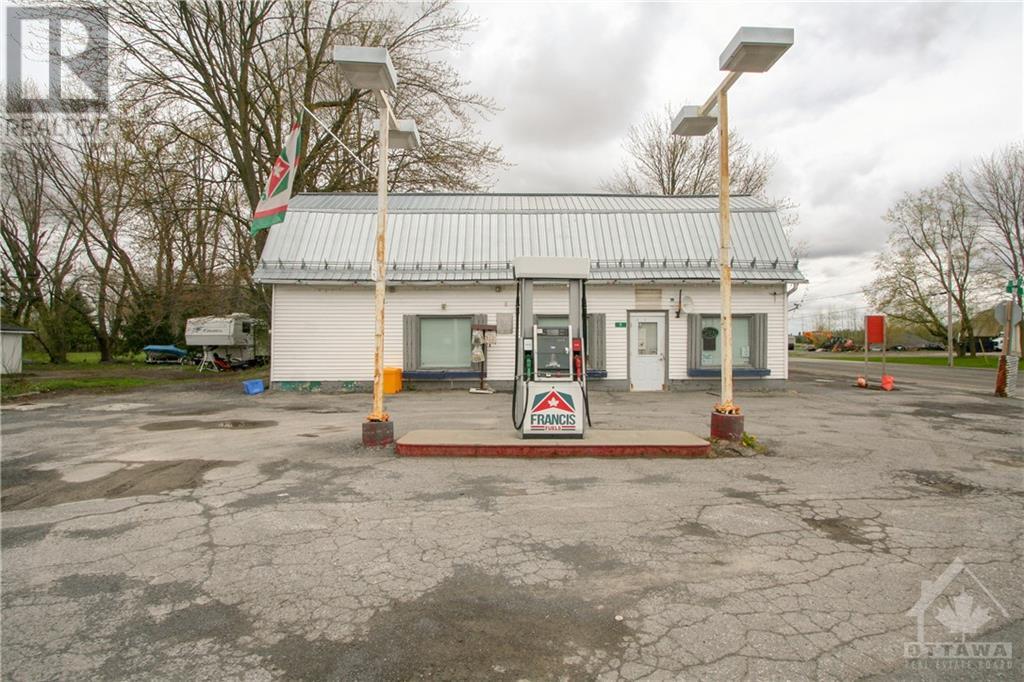9 Cockburn StreetNorth Stormont, Ontario  K0C 1G0 - Photo 2 - X9520539