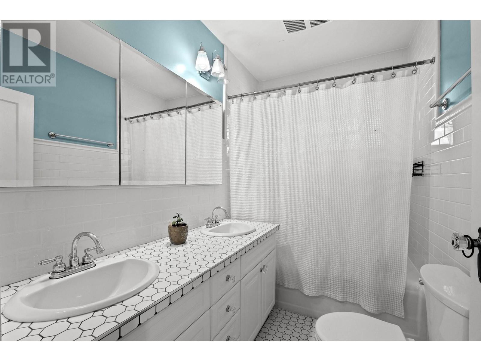 659 Pleasant Street, Kamloops, British Columbia  V2C 3B1 - Photo 17 - 181068