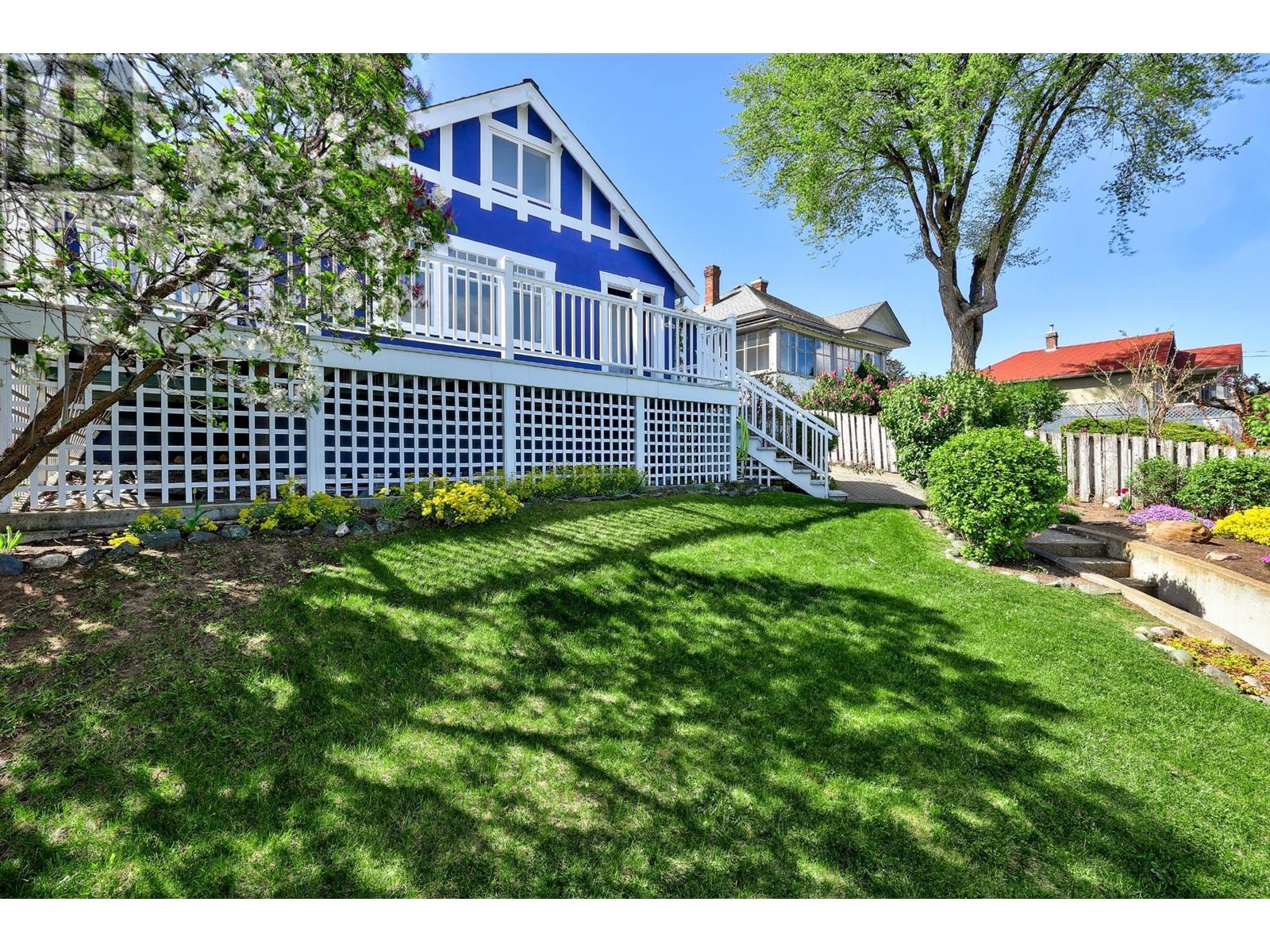 659 Pleasant Street, Kamloops, British Columbia  V2C 3B1 - Photo 2 - 181068