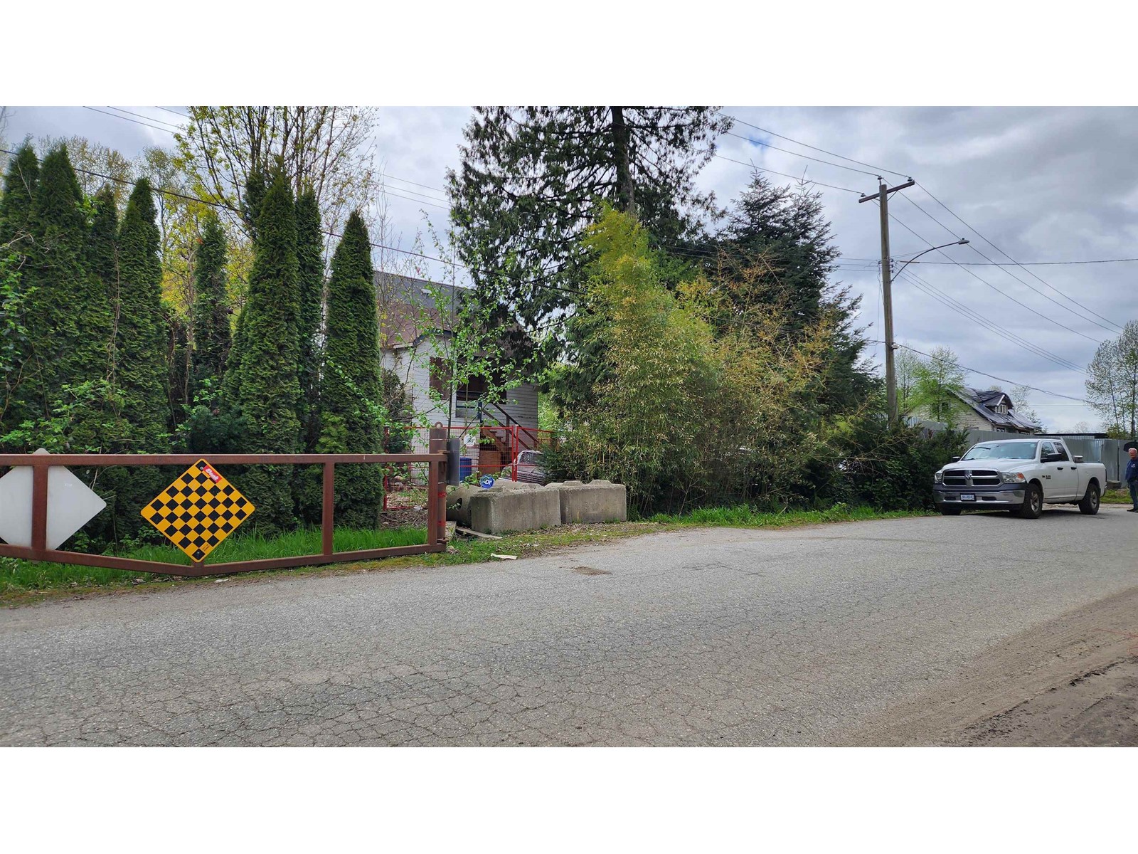 13848 117 Avenue, Surrey, British Columbia  V3R 2V4 - Photo 2 - C8062172