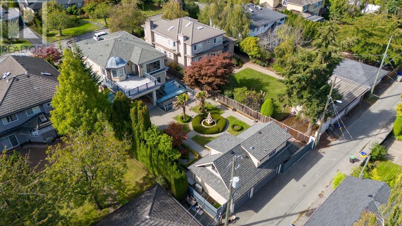 Property at 7216 BEECHWOOD STREET image 3