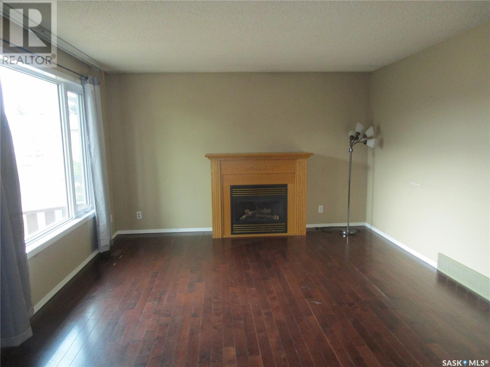 Property at 71 Patricia DRIVE image 2