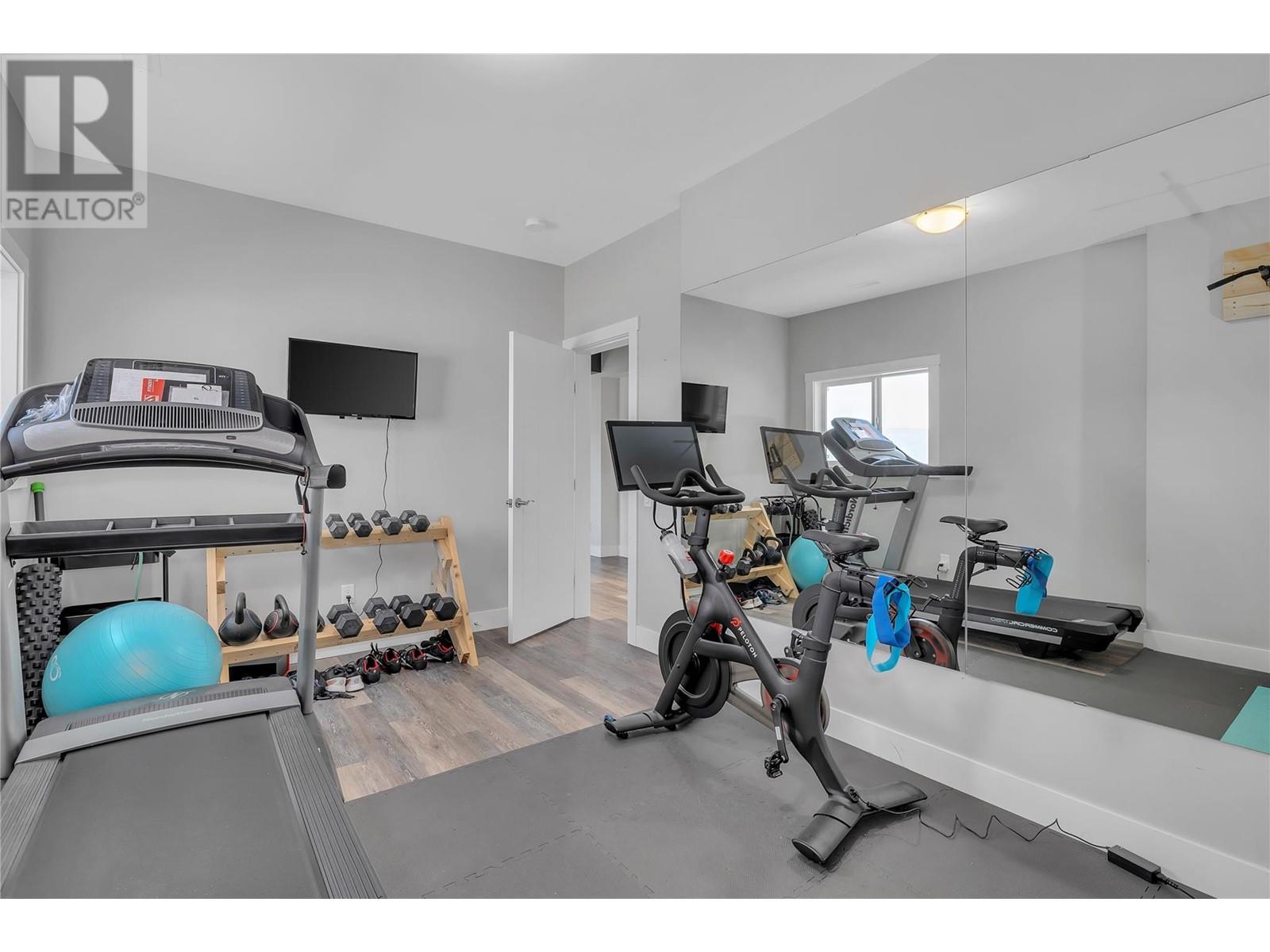 121 Upper Canyon Drive N Kelowna, BC V1V3C5_50