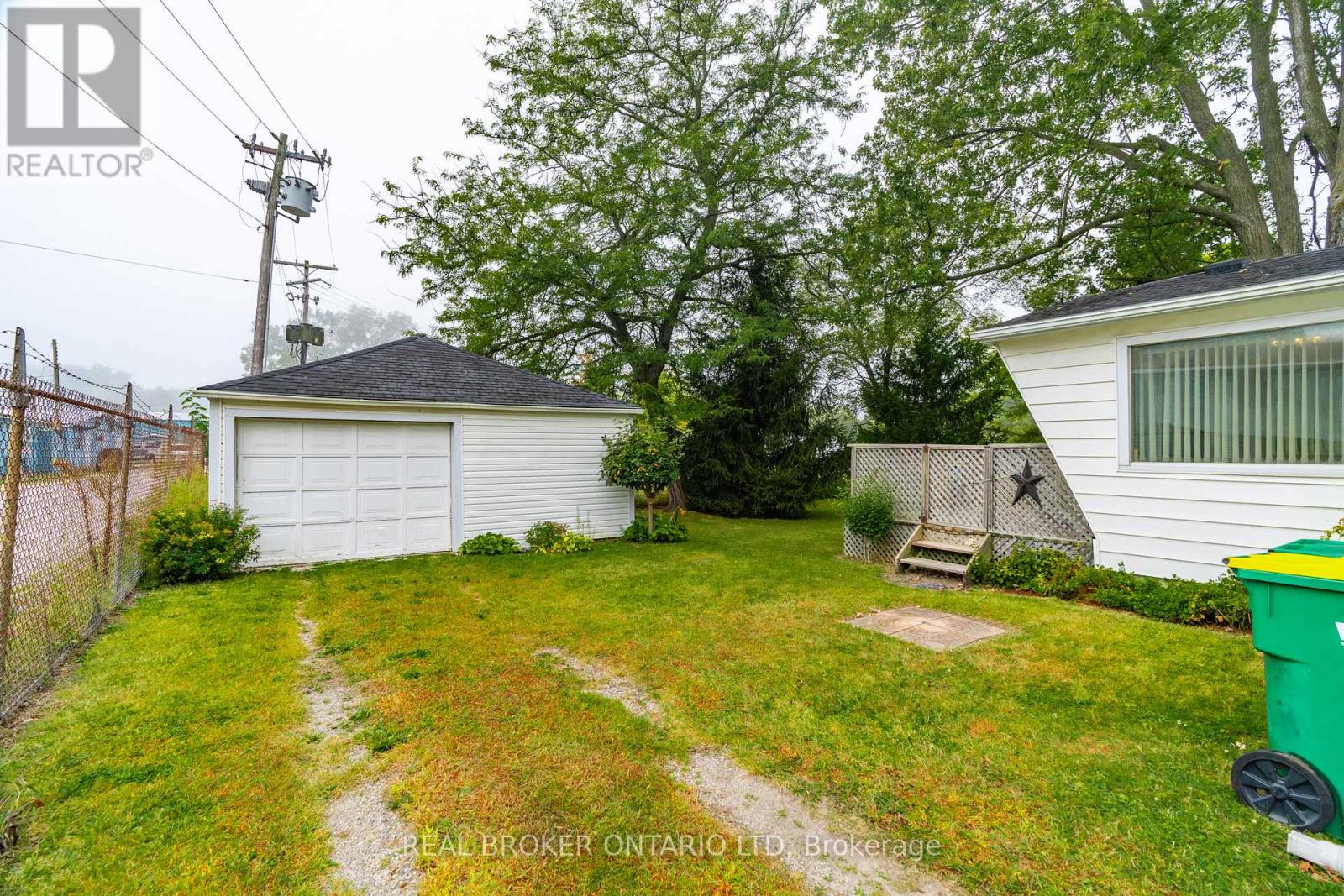 130 Main Street, Southwest Middlesex, Ontario  N0L 1M0 - Photo 29 - X9363956