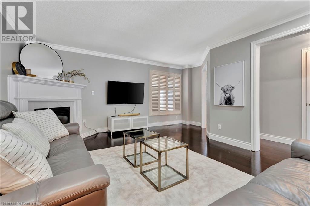 26 Jacqueline Boulevard
