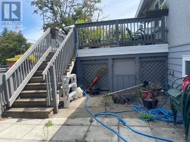 Listing Picture 19 of 20 : 2349 E 49TH AVENUE, Vancouver / 溫哥華 - 魯藝地產 Yvonne Lu Group - MLS Medallion Club Member