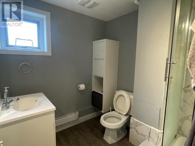 Listing Picture 13 of 20 : 2349 E 49TH AVENUE, Vancouver / 溫哥華 - 魯藝地產 Yvonne Lu Group - MLS Medallion Club Member