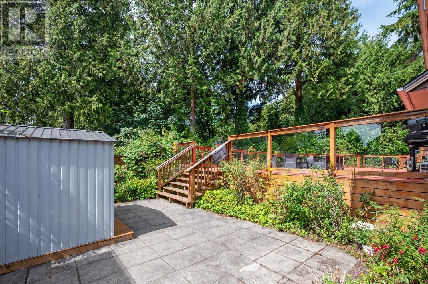 2045 27th Street, West Vancouver, British Columbia  V7V 4L3 - Photo 34 - R2927599