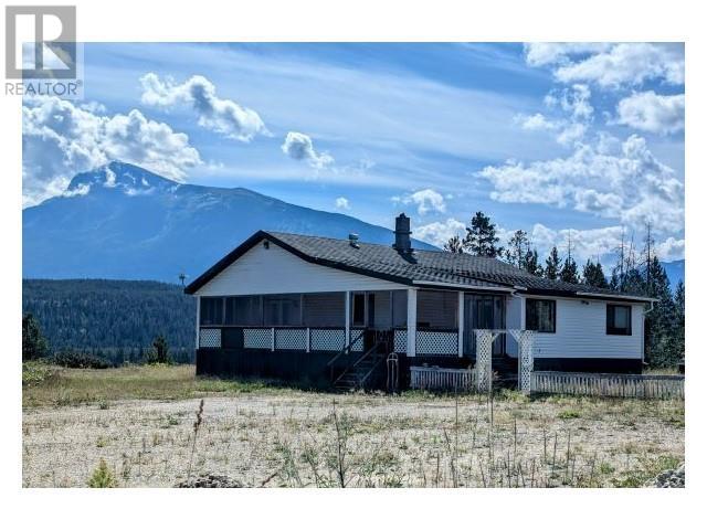 5255 PITNEY ROAD, Valemount, British Columbia