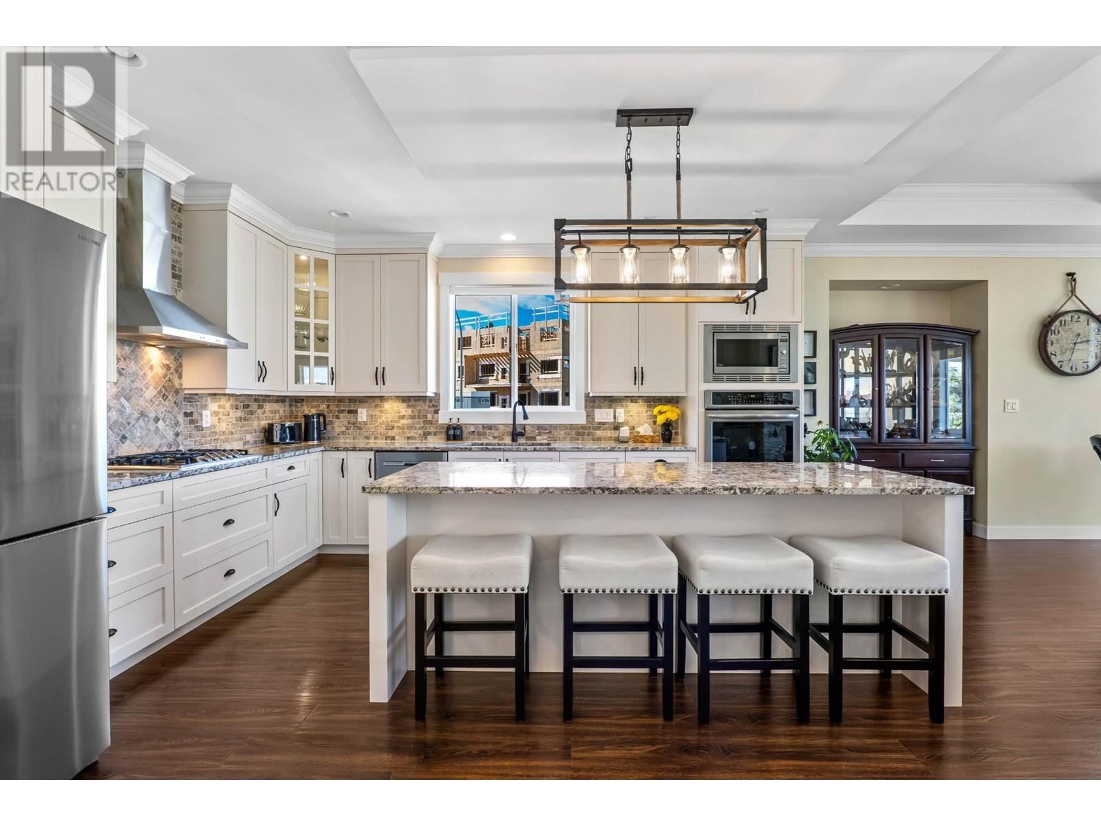 1631 Emerald Drive, Kamloops, British Columbia  V2E 0C4 - Photo 6 - 181065