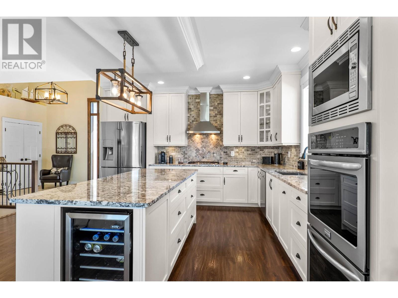 1631 Emerald Drive, Kamloops, British Columbia  V2E 0C4 - Photo 8 - 181065