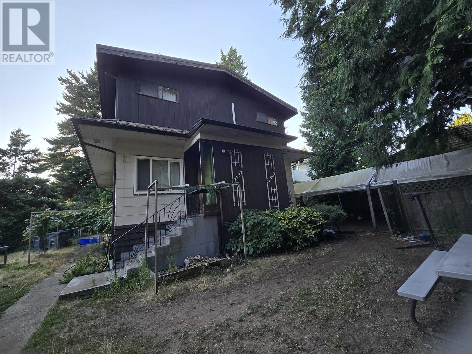 Property at 7957 COLUMBIA STREET image 2