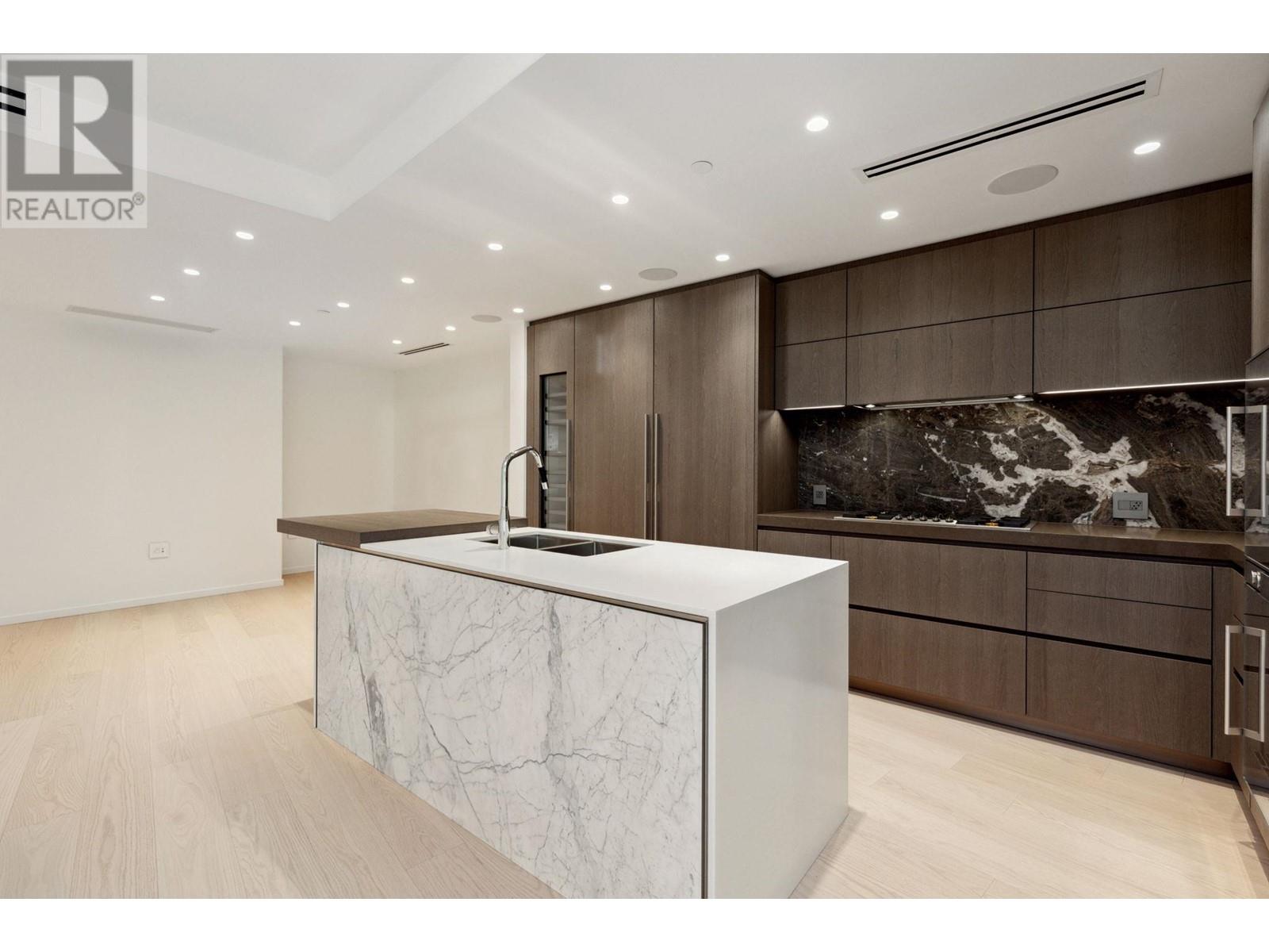 Listing Picture 10 of 33 : 803 1601 QUEBEC STREET, Vancouver / 溫哥華 - 魯藝地產 Yvonne Lu Group - MLS Medallion Club Member