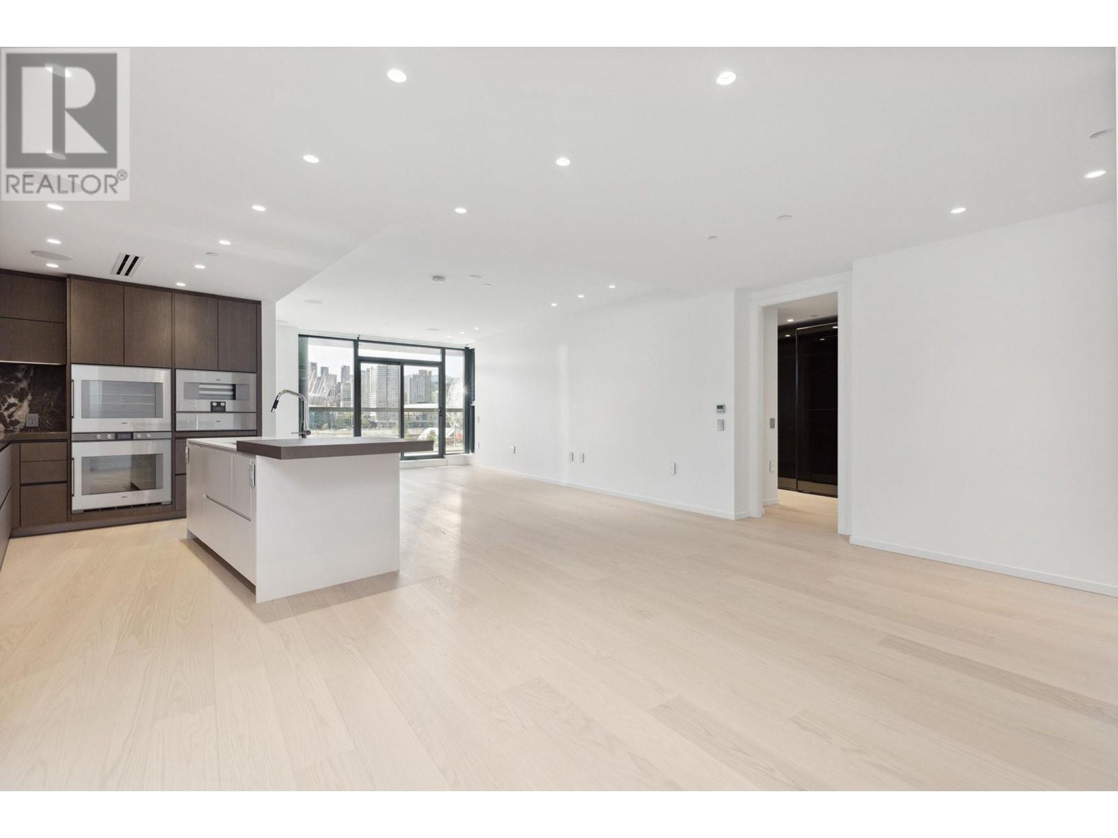 Listing Picture 18 of 33 : 803 1601 QUEBEC STREET, Vancouver / 溫哥華 - 魯藝地產 Yvonne Lu Group - MLS Medallion Club Member