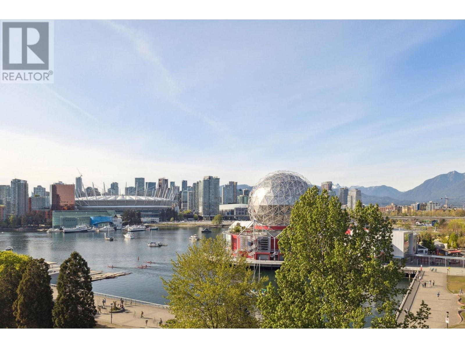 Listing Picture 2 of 33 : 803 1601 QUEBEC STREET, Vancouver / 溫哥華 - 魯藝地產 Yvonne Lu Group - MLS Medallion Club Member