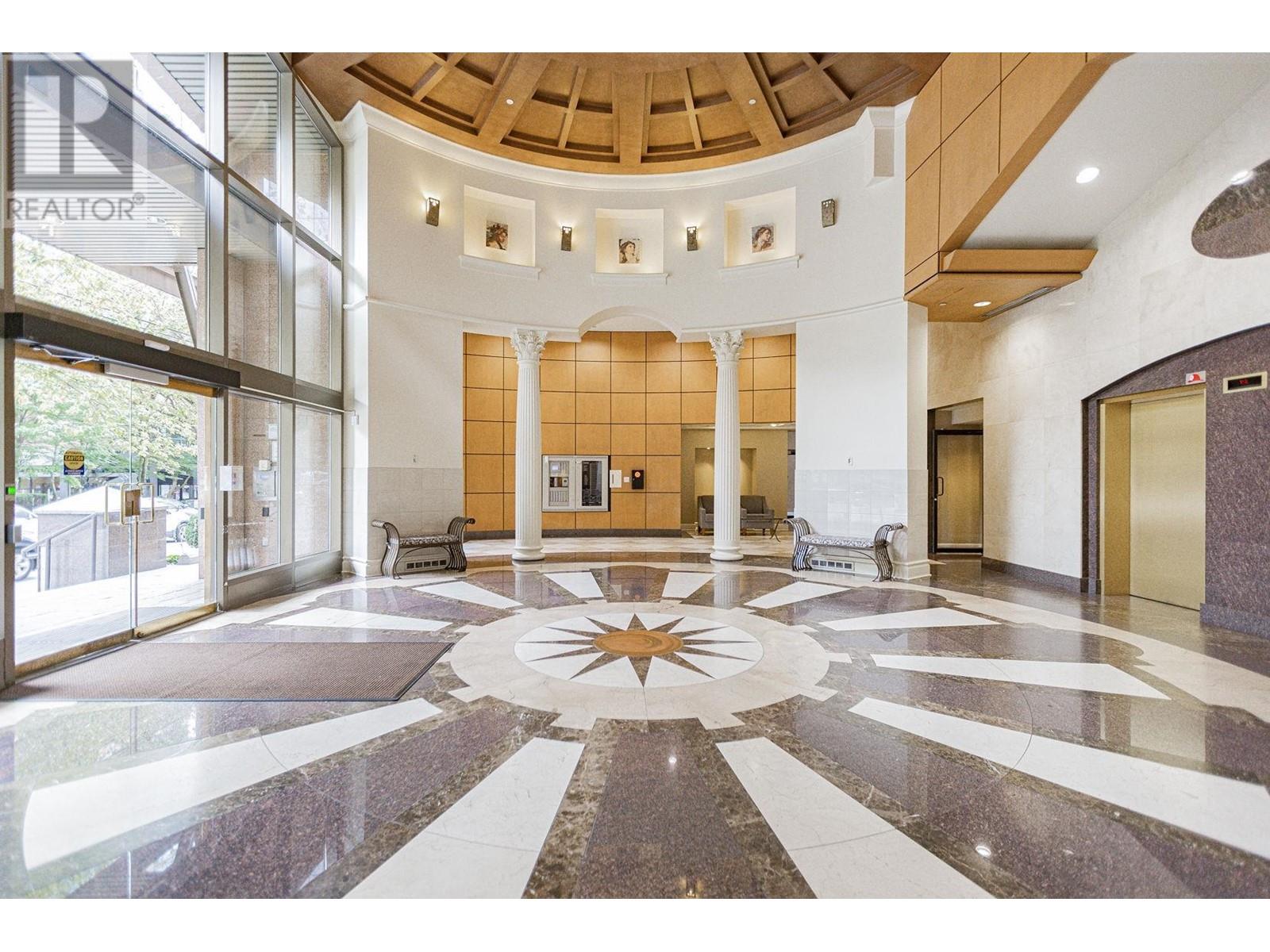 Listing Picture 22 of 35 : 1703 1189 HOWE STREET, Vancouver / 溫哥華 - 魯藝地產 Yvonne Lu Group - MLS Medallion Club Member